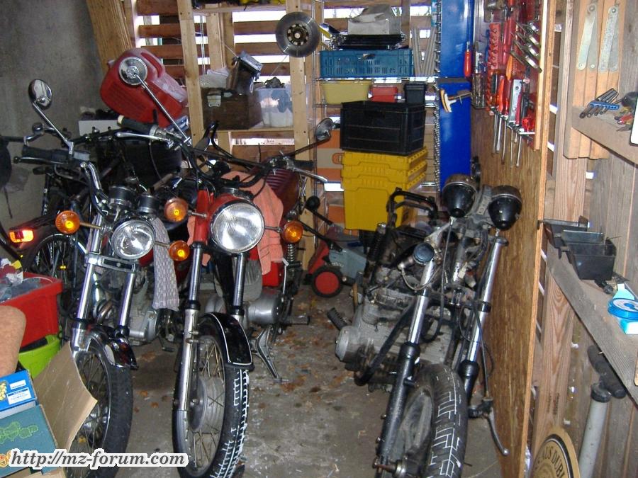 Traute dreisamkeit suzuki mz und die reste der Kawa.