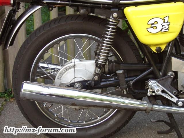 Hauptsache die Kette fühlt sich wohl, dank MZ-Schläuchen.j