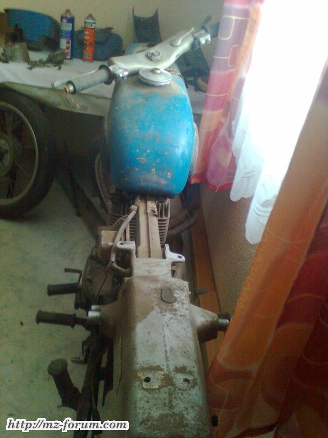 ES 150/1