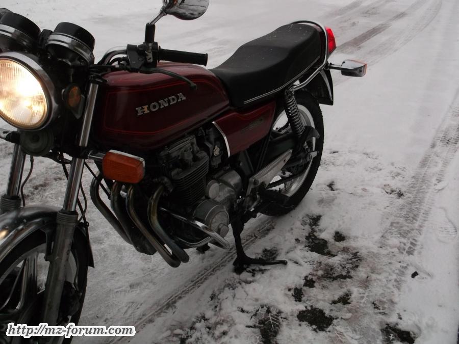 CB  650 F