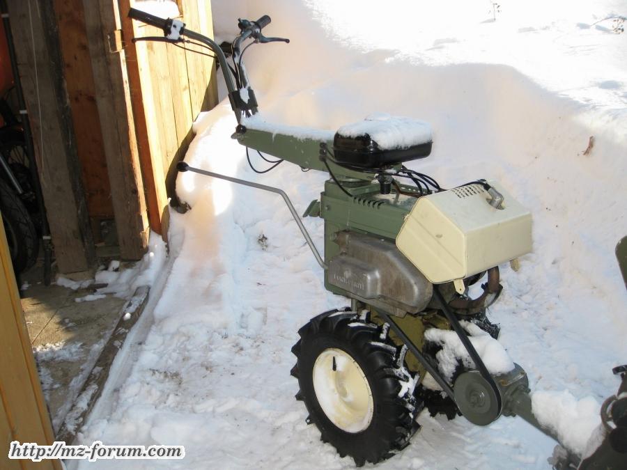 E930 Schneefräse