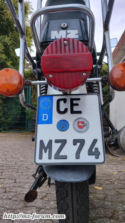 wieder ein Pferdchen mehr auf der Straße