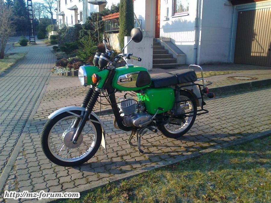 MZ TS am 22.03.2011 vor dem TÜV