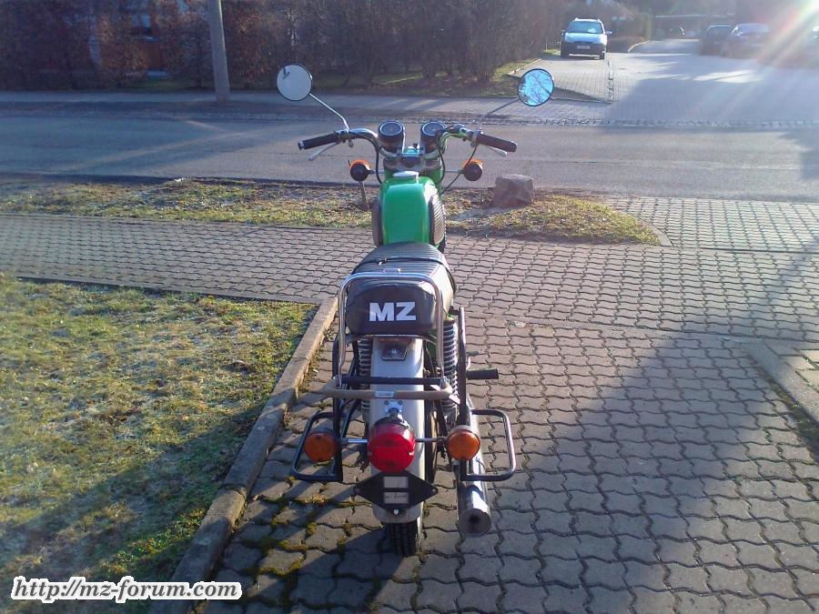 MZ TS am 22.03.2011 vor dem TÜV