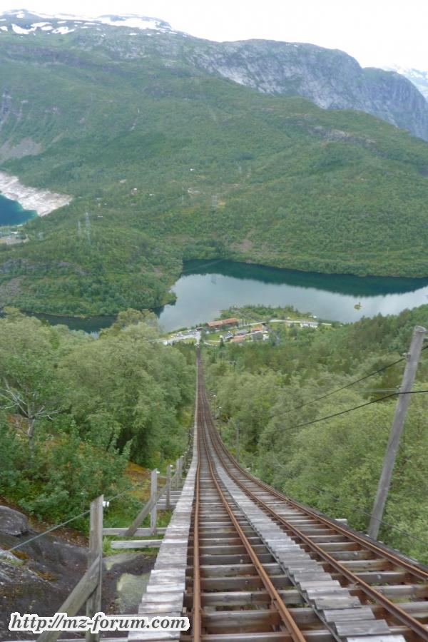 Mågelibahn. (Anstieg zur Trolltunga)