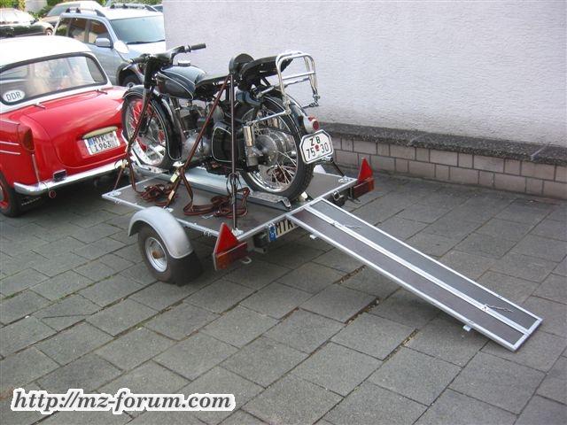 Motorrad verladen