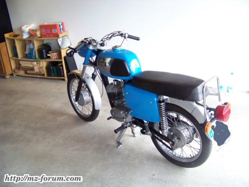 2010090208
