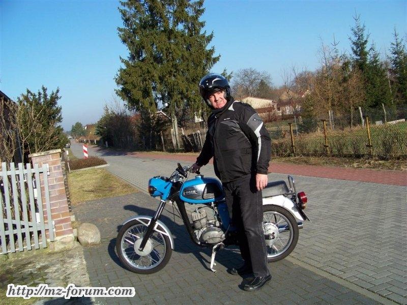 2011012903