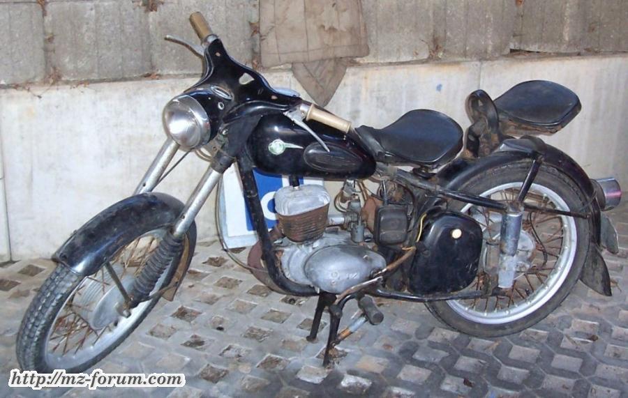 RT 125/3 vor Restauration