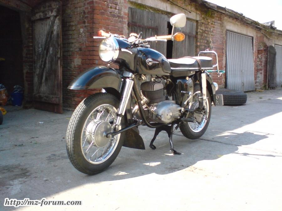 Meine alte Dame ES 175-1