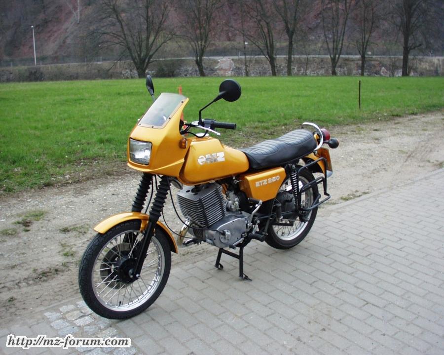 Saison ab 2009 links