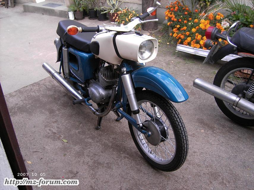 ES 150/1