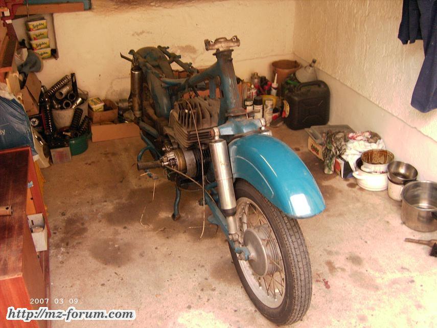 ES 250/2