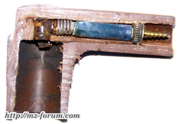 Kerzenstecker zerlegt Bild 1