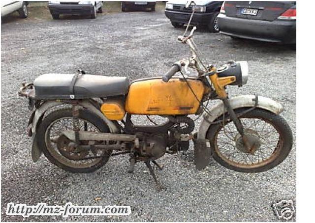 Jawa 25 Mustang