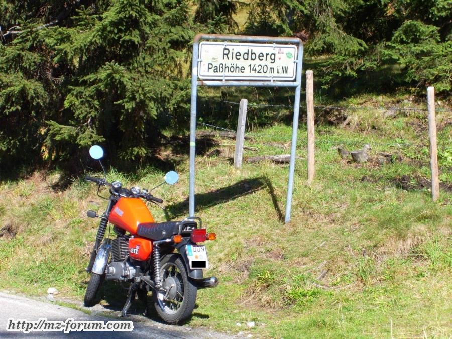 PIC 02881