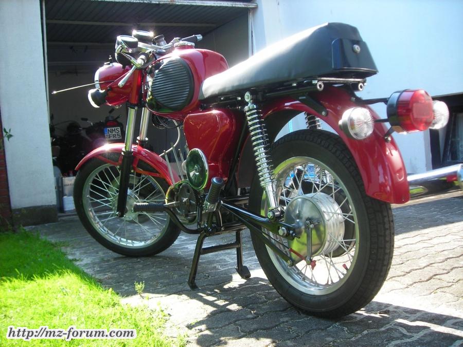 EX NVA MZ TS 250/1