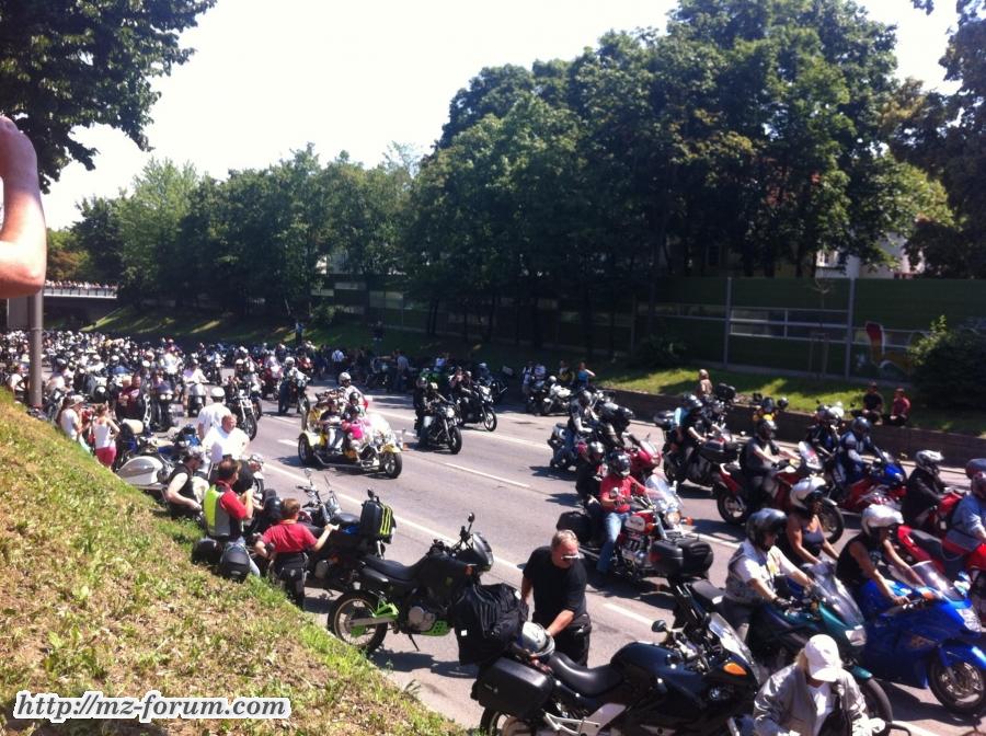 Beeindruckende Fahrt quer durch Wien
