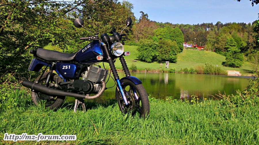 MZ ETZ 251 2015