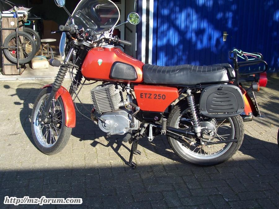 ETZ 250