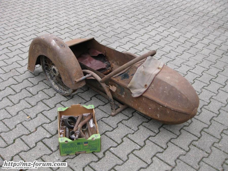 Falke-Komplettansicht1