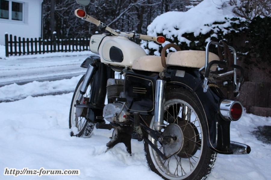 MZ ES150