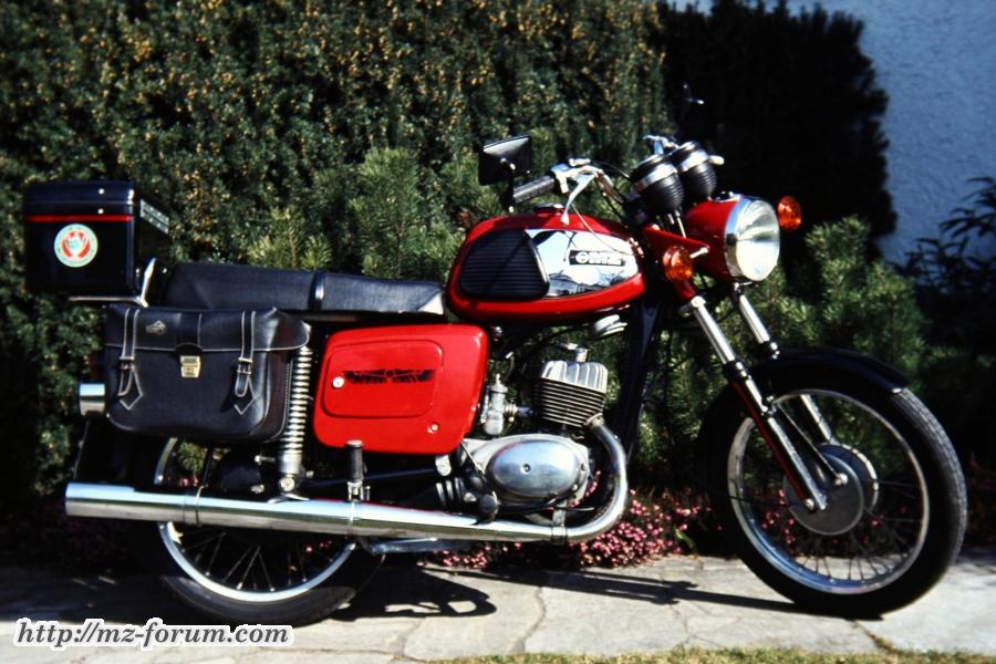 1983-3 TS125