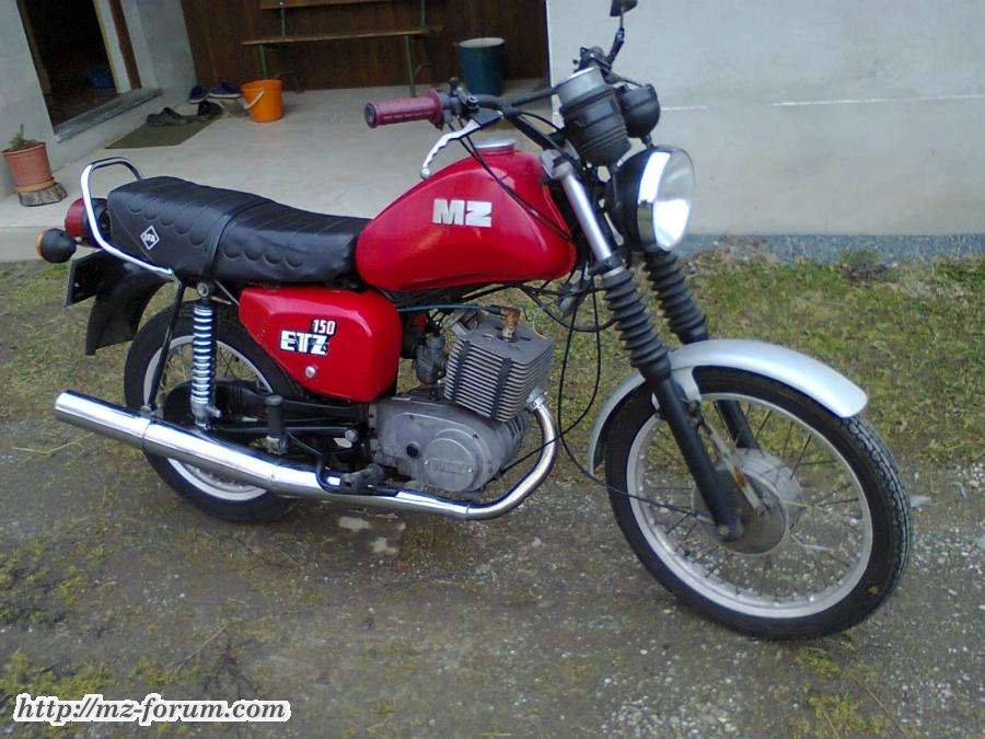 ETZ 150 rot 2