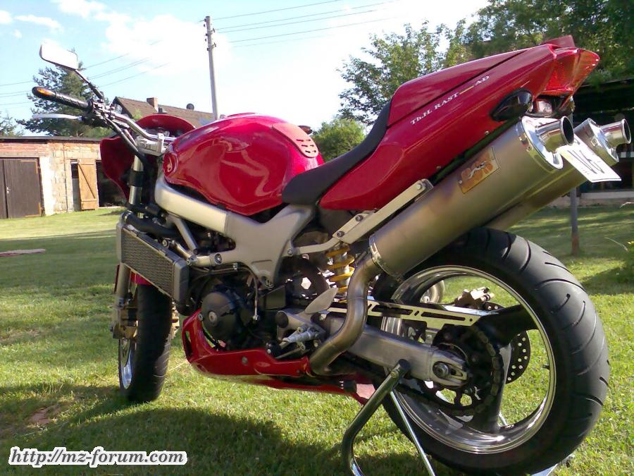 VTR 1000 F