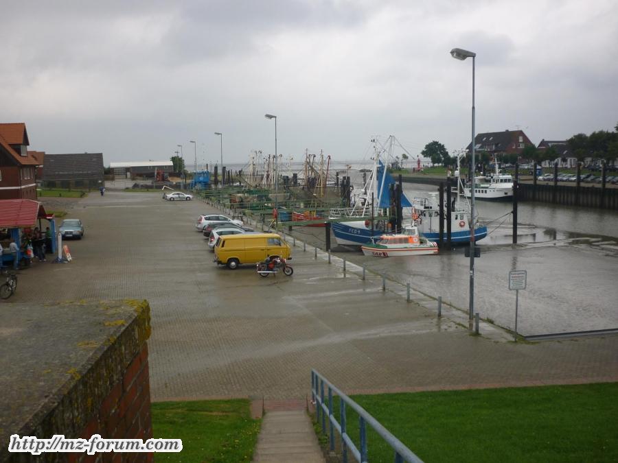 Scheißwetter, na und welche Marke repräsentiert die Zweiradsparte?