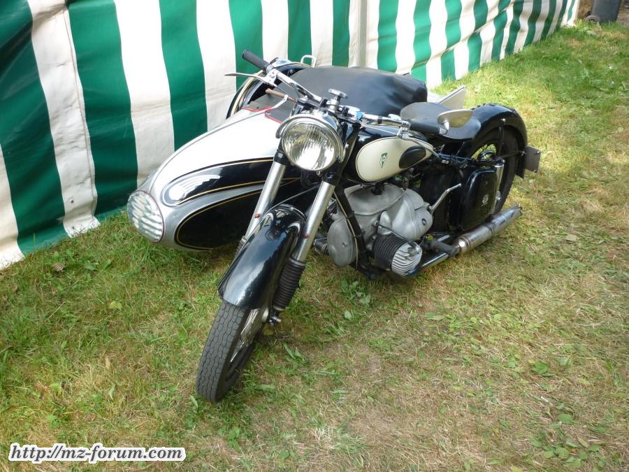 IFA BK 350 mit Wünsche-Seitenwagen