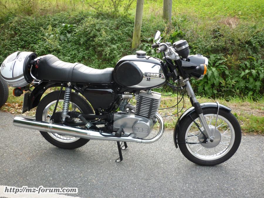 Eine gestricheinste TS 250 oder so?