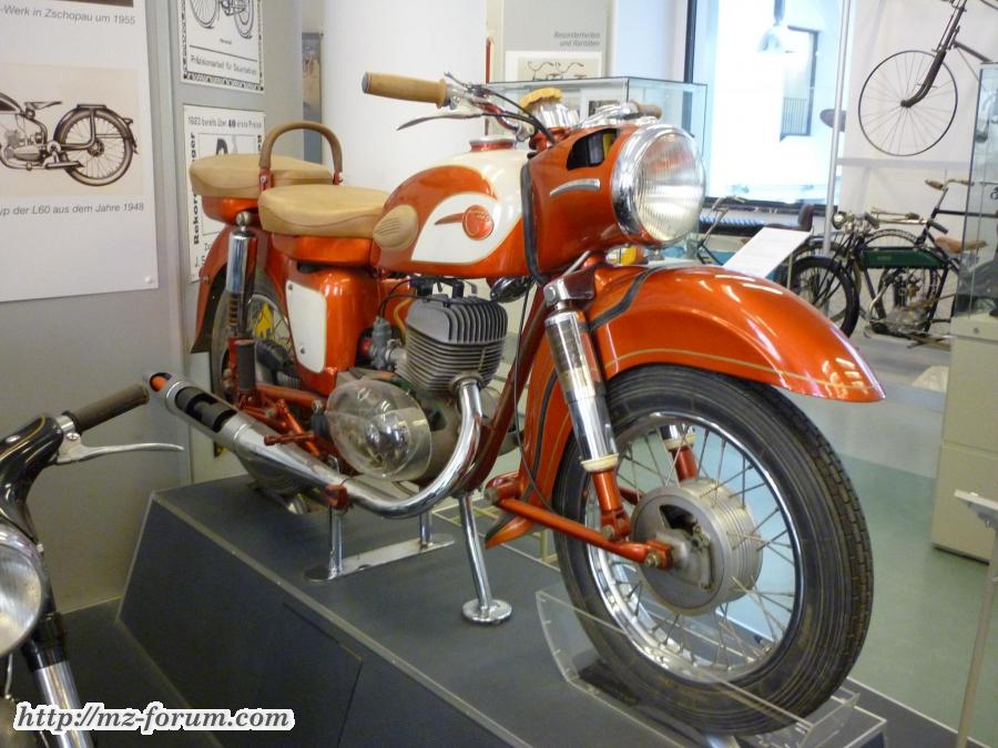 ...und zur Schau gestellt.