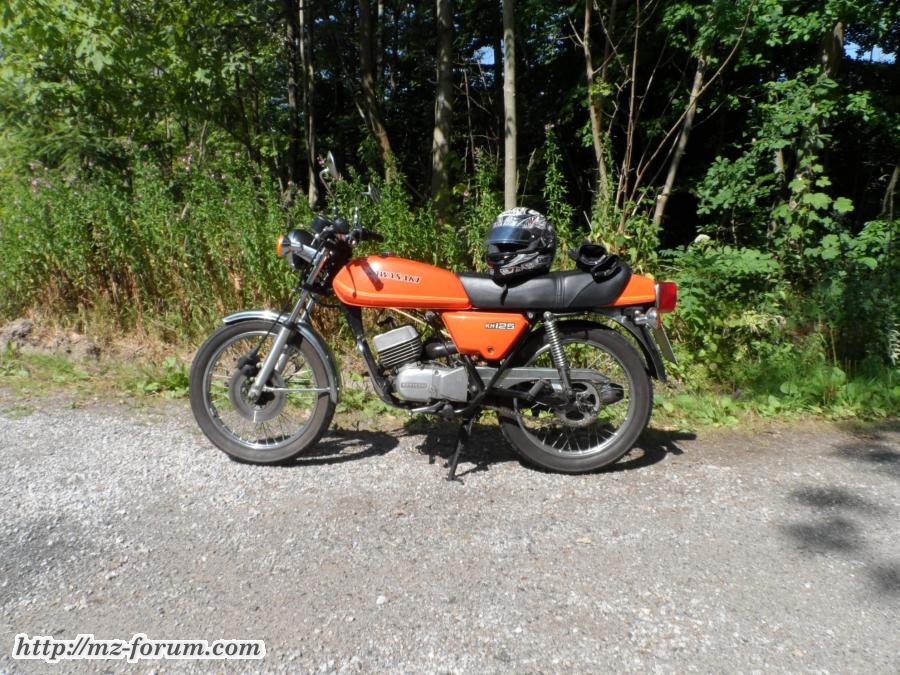 Kawasaki KH 125, Zweitakter