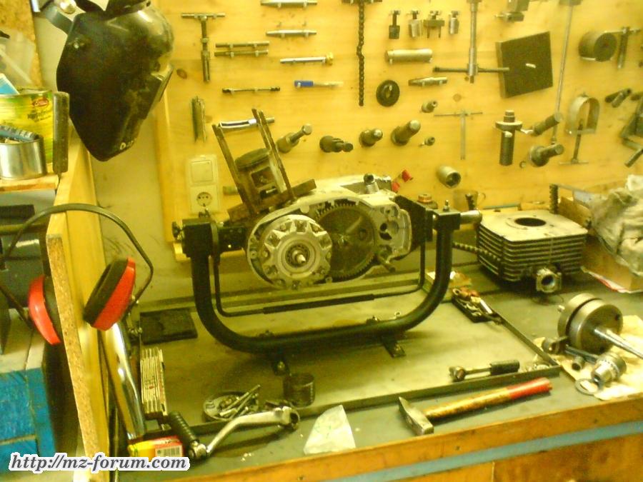 EM 300-Motor