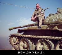 den Panzer gab´s günstig außerhalb von Kabul....