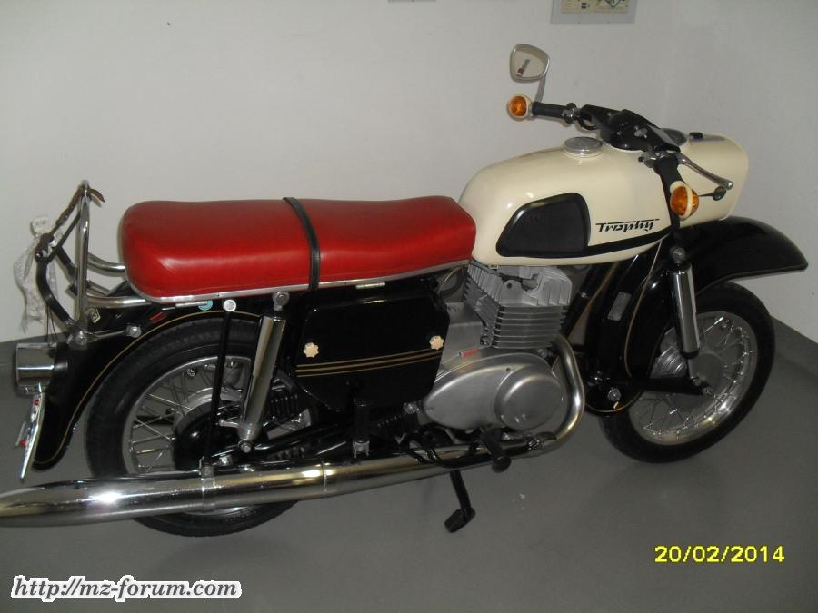 SDC13077