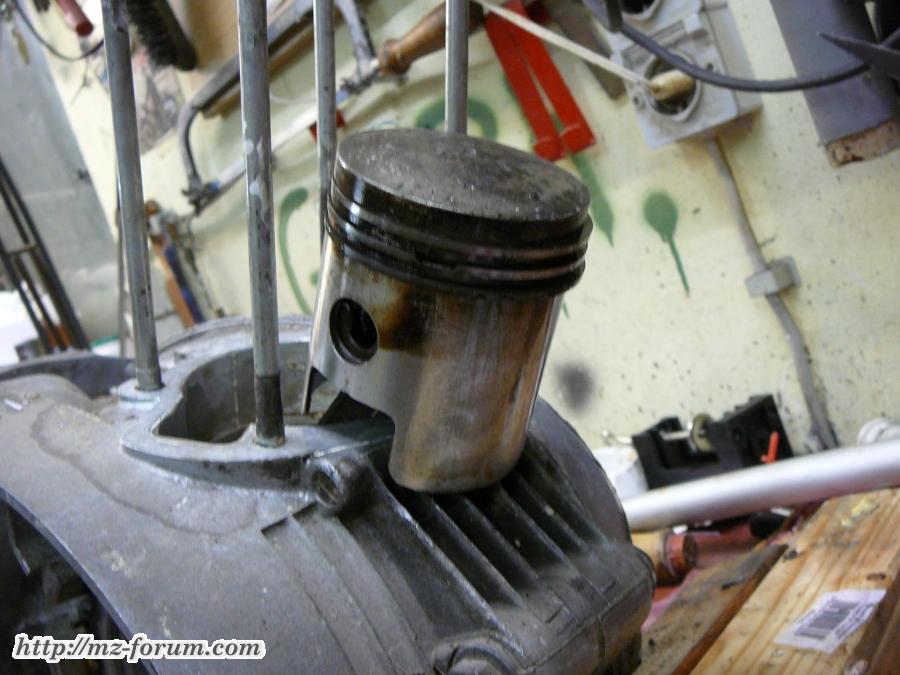 TS250/1 Schmucktüchen zerlegt...