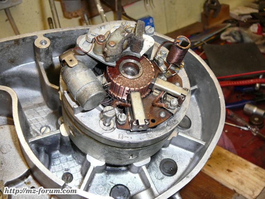 TS250/1 Schmucktüchen zerlegt...