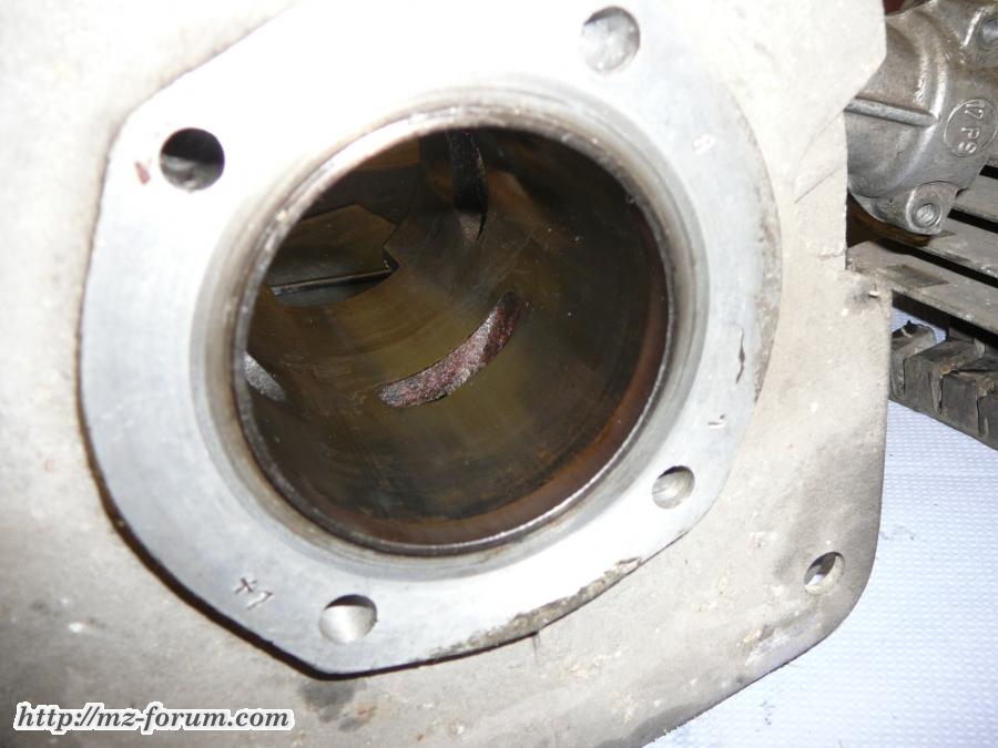 TS250/1 Schmucktüchen zerlegt...
