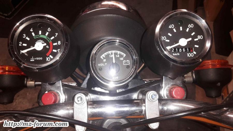 Voltmeter an S51