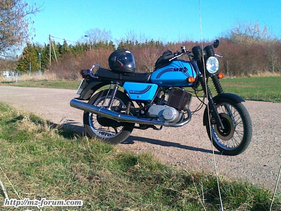 ETZ250