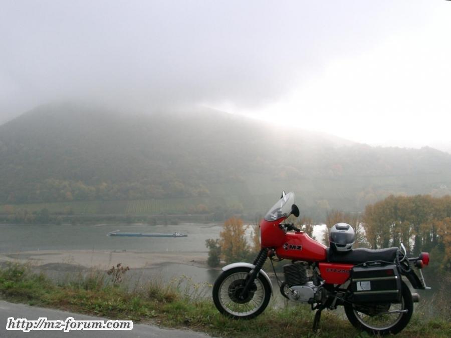 MZ ETZ 250e im Rheingau