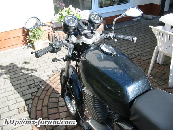 ETZ 251 mit 16" Vorderrad