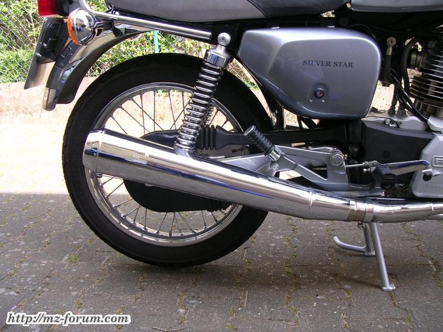 Guzzi-Auspuff