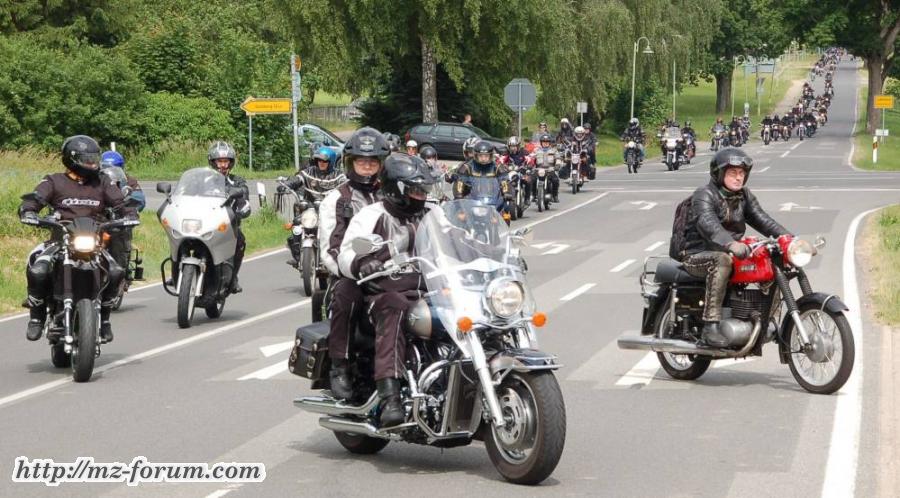mz treffen guestrow 2014 links ich daneben mein Kumpel mit der Rotax