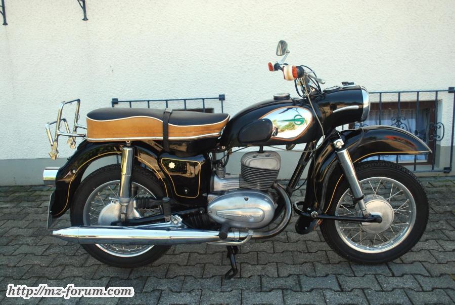2016 MZ250 1963