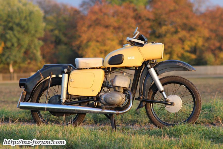 MZ ES125 01