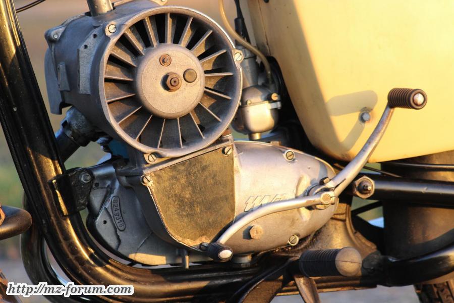 MZ ES125 08