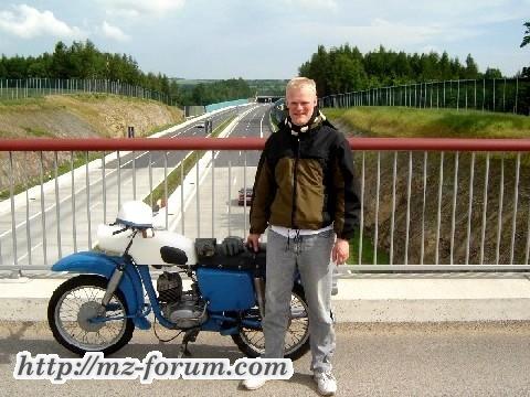Landwirtschaftsbrücke über die BAB 17